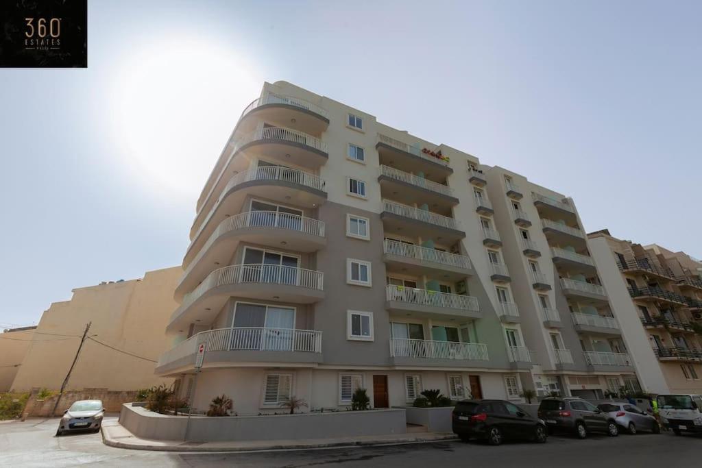 Spacious 2Br Apt In Qawra - Perfect For Families By 360 Estates San Pawl il-Baħar Extérieur photo